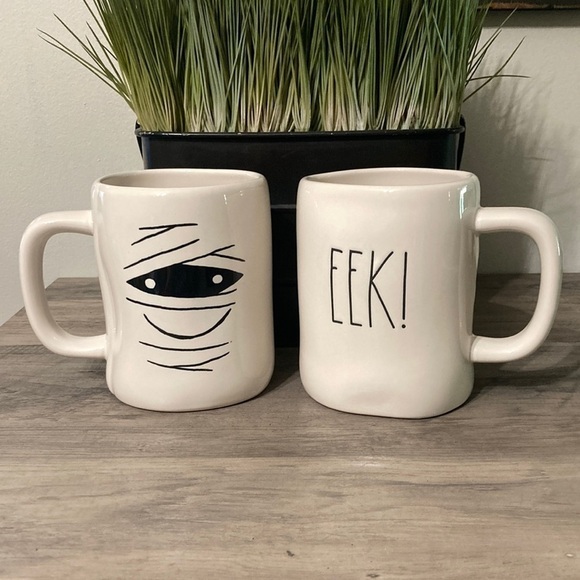 BRAND NEW!  RAE DUNN EEK! MUMMY DOUBLE-SIDED MUG - Picture 1 of 6